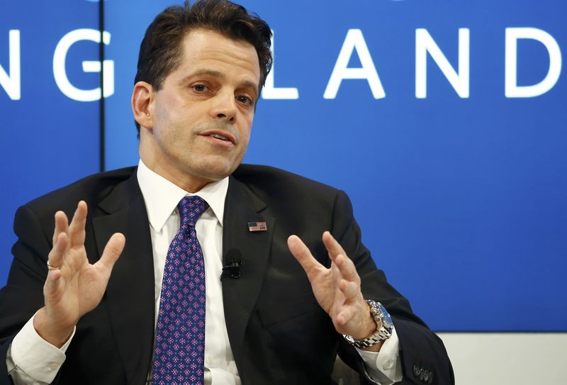 © Reuters. Scaramucci Assistant to US President-elect Trump attends the WEF annual meeting in Davos