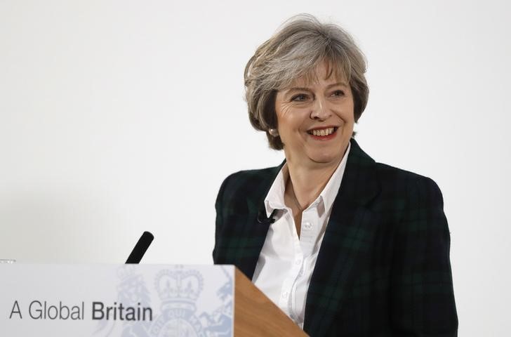 © Reuters. Тереза Мэй произносит речь о выходе Британии из ЕС
