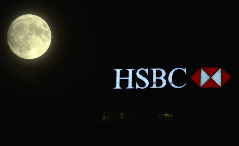 © Reuters. HSBC trasladará a París parte de su personal de Londres tras el Brexit