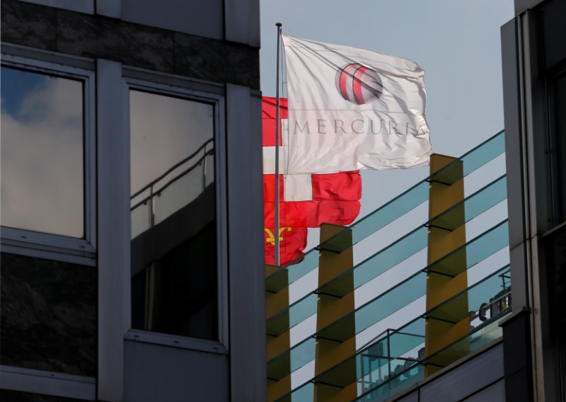 © Reuters. A flag with the logo of Mercuria commodity trading house is pictured in Geneva
