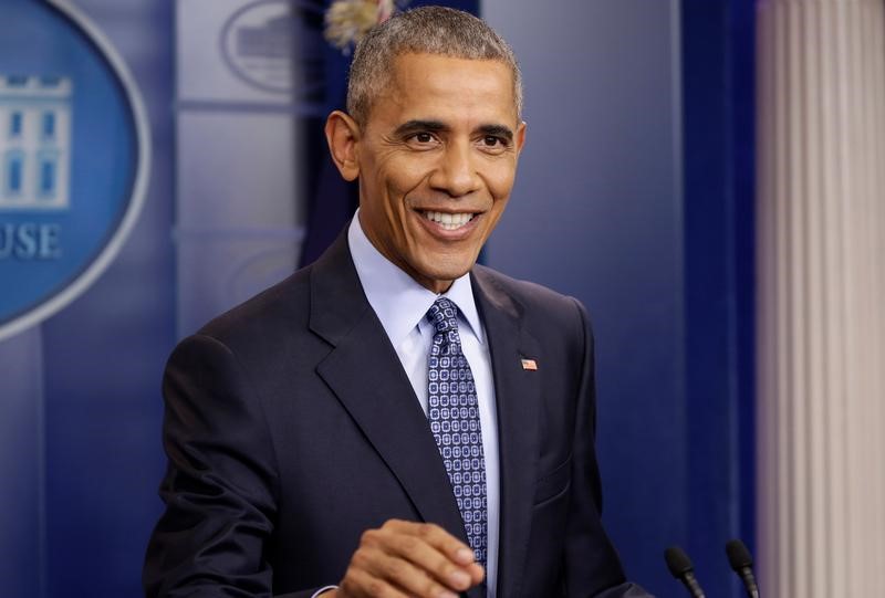 © Reuters. U.S. President Barack Obama speaks during his last press conference at the White House in Washington.