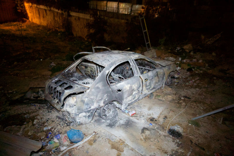 © Reuters. Explota un coche bomba en Trípoli cerca de la embajada italiana