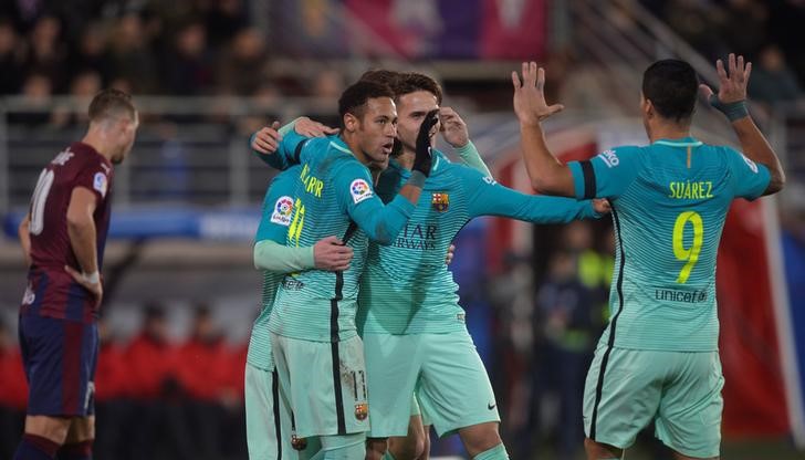 © Reuters. Fútbol -  Eibar v Barcelona