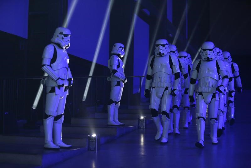 © Reuters. Nueva película de "La Guerra de las Galaxias" se llamará "The Last Jedi": Disney