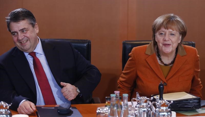 © Reuters. جابرييل: خروج ترامب من اتفاق تجارة الهادي يفتح الباب لألمانيا