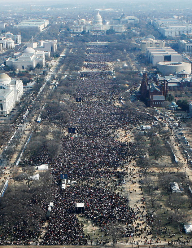 © Reuters. A Picture and Its Story: Crowd controversy: The making of an Inauguration Day photo