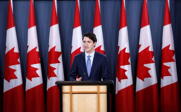 © Reuters. Bajo la sombra de Trump, el acuerdo comercial UE-Canadá sigue avanzando