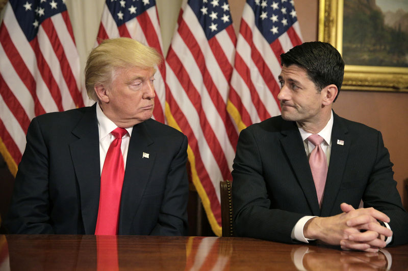 © Reuters. U.S. President-elect Trump meets with Speaker of the House Ryan on Capitol Hill in Washington