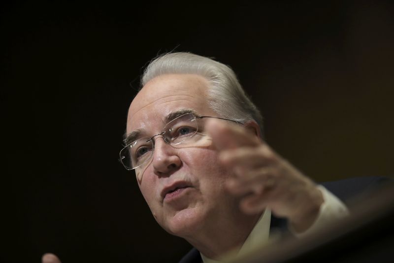 © Reuters. U.S. Rep. Price testifies before Senate Finance Committee confirmation hearing on Capitol Hill in Washington