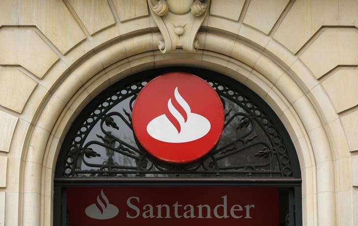 © Reuters. Agência do banco Santander em Sevilla, no sul da Espanha