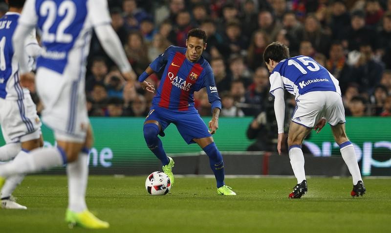 © Reuters. Football Soccer - Barcelona v Real Sociedad - Spanish King's Cup