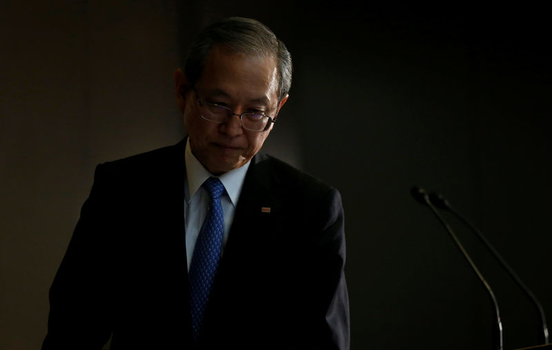 © Reuters. Toshiba Corp CEO Tsunakawa attends a news conference at the company's headquarters in Tokyo