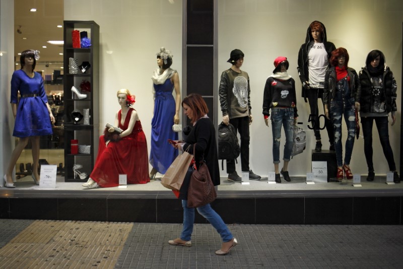 © Reuters. Las ventas minoristas suben un 2,9 por ciento interanual en diciembre