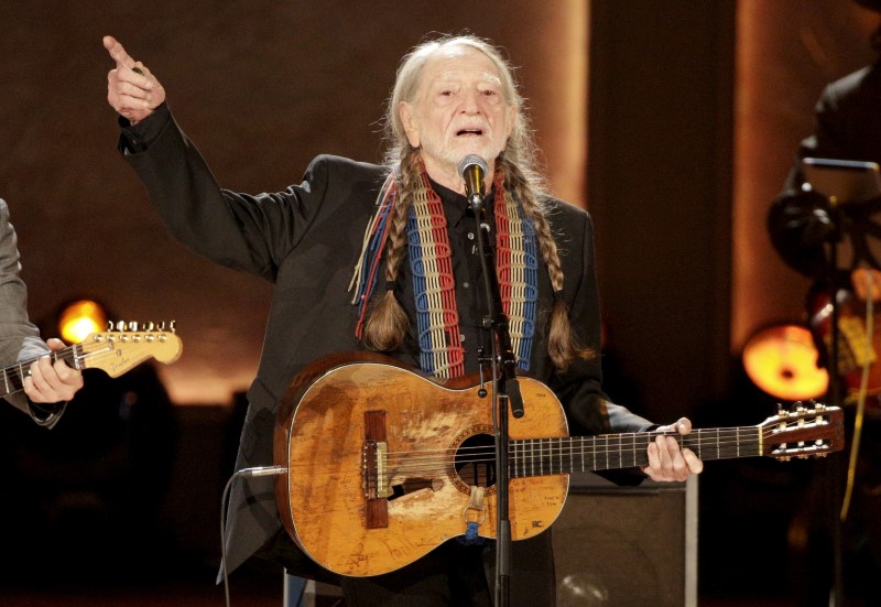 © Reuters. Willie Nelson durante apresentação em Washington, EUA