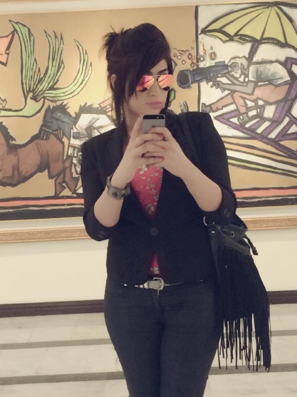 © Reuters. Social media celebrity Qandeel Baloch, who was strangled in what appeared to be an "honour killing," in Multan, Pakistan, is pictured in a selfie on her Facebook page