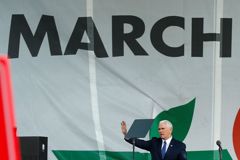 © Reuters. U.S. Vice President Mike Pence waves at the annual March for Life rally in Washington