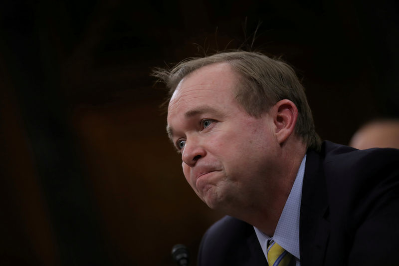 © Reuters. File photo of Rep. Mick Mulvaney (R-SC) testifying before a Senate Budget Committee confirmation hearing in Washington