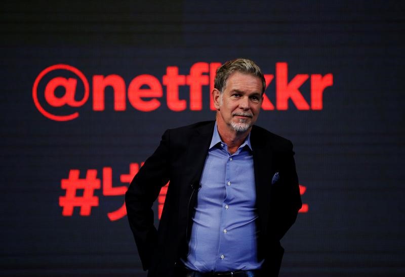 © Reuters. Reed Hastings, uno de los fundadores y el presidente ejecutivo de Netflix, participa en una conferencia en Seúl.