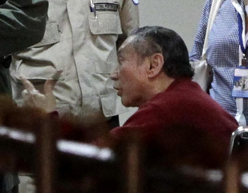 © Reuters. سلطات بنما تسمح للدكتاتور السابق نوريجا بمغادرة السجن للخضوع لجراحة