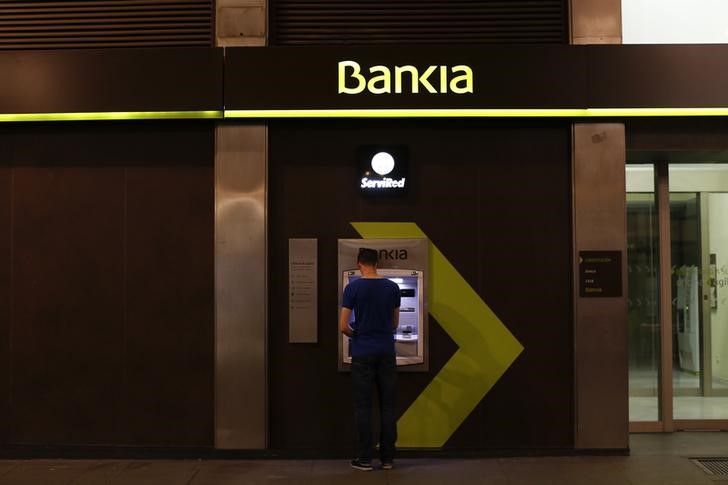 © Reuters. El beneficio de Bankia baja un 23 por ciento en 2016