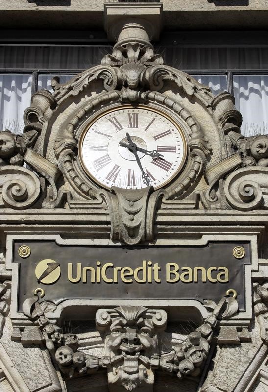 © Reuters. A Unicredit's sign is seen at bank's headquarters in downtown Milan