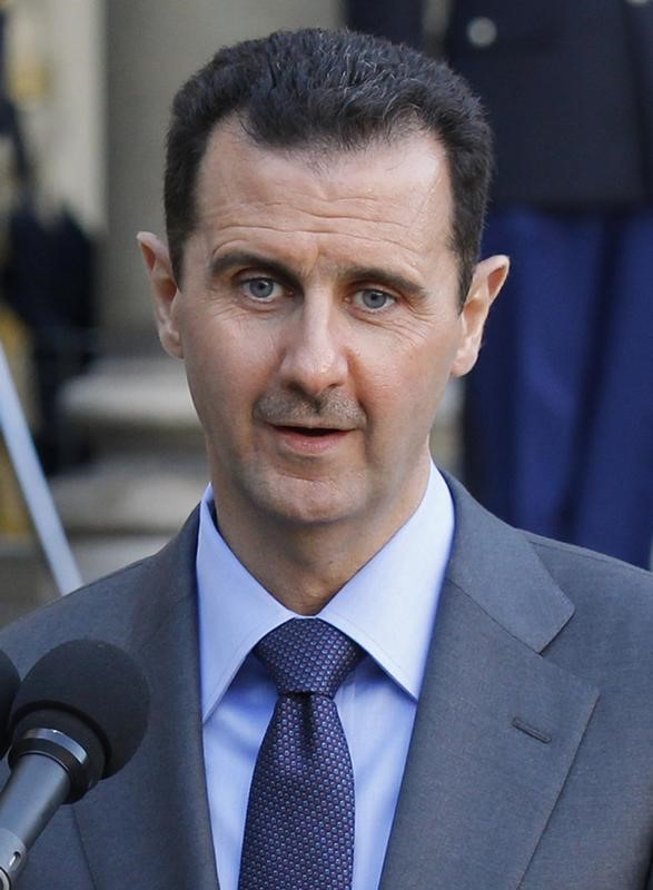 © Reuters. الحكومة السورية تنفي شائعات عن تردي الحالة الصحية للأسد
