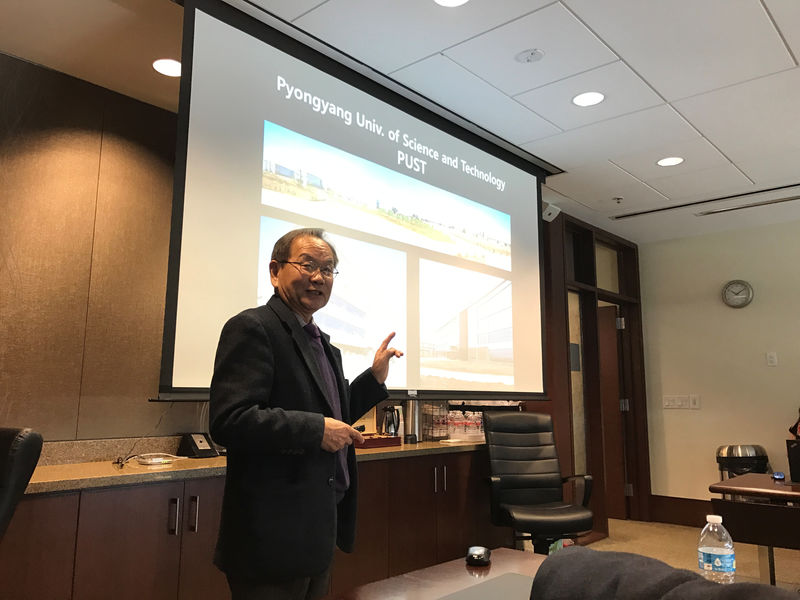 © Reuters. Yu-Taik Chon, executive Vice President of the Pyongyang University of Science & Technology speaks at Texas A&M University in College Station