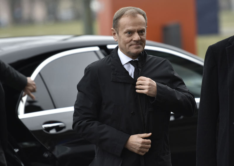© Reuters. European Council President Donald Tusk arrives for the state funeral of former German President Roman Herzog in Berlin