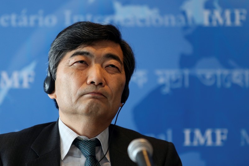 © Reuters. IMF Deputy Managing Director Naoyuki Shinohara reacts during a news conference in Montevideo