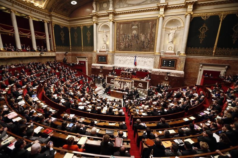 © Reuters. L'ASSEMBLÉE VOTE DES TEXTES POUR MORALISER LA POLITIQUE