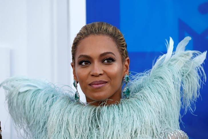 © Reuters. Cantora Beyonce chega para MTV Music Awards em Nova York