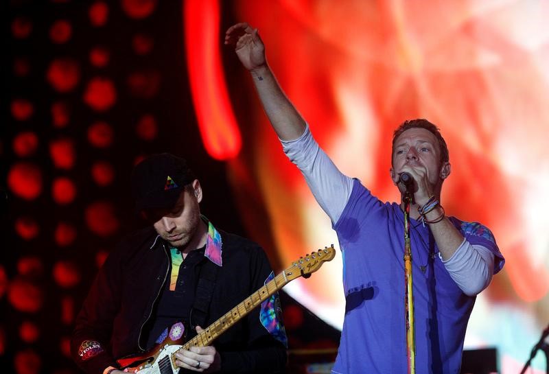 © Reuters. Coldplay no Glastonbury Festival