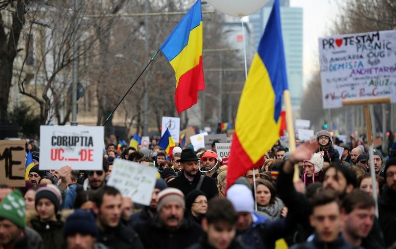 © Reuters. رومانيا تنشر تفاصيل مسودة جديدة للقانون الجنائي بعد احتجاجات