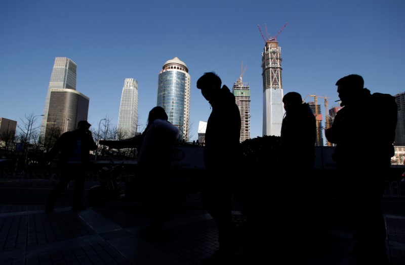 © Reuters. China sumará más de 50 millones de nuevos empleos urbanos hasta 2020