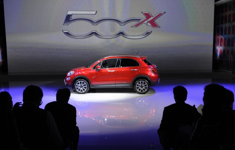 © Reuters. The new FIAT 500x model is seen during the official presentation in Balocco