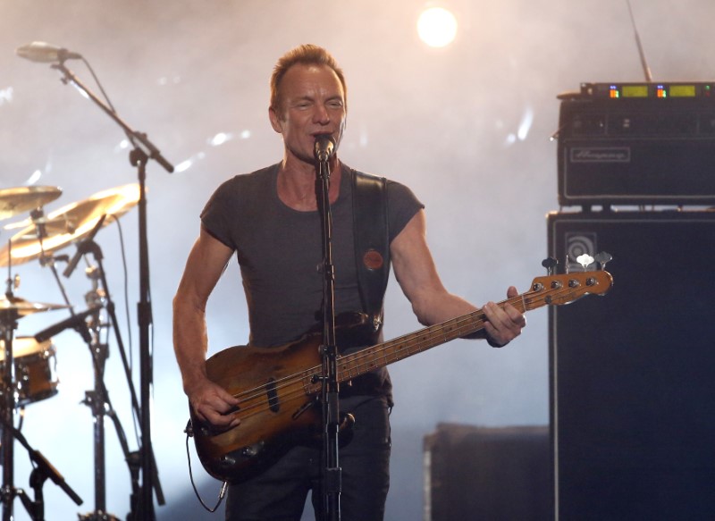 © Reuters. Sting durante apresentação em Los Angeles