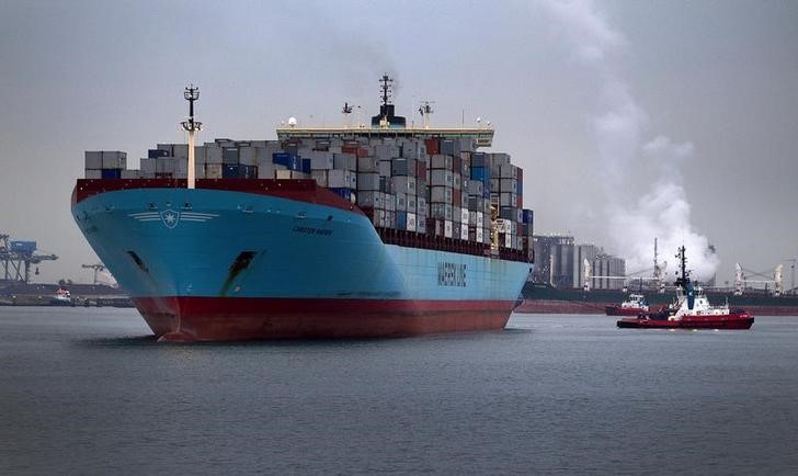 © Reuters. Контейнеровоз Carsten Maersk