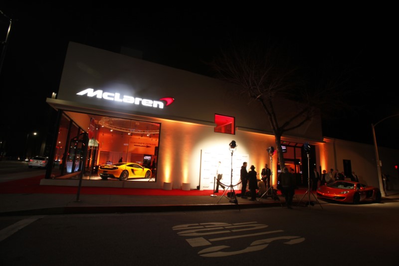 © Reuters. A view of the media area outside the first North American McLaren Automotive dealership during its opening in Beverly Hills