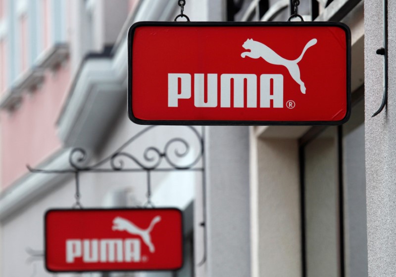 © Reuters. Boards with Puma store logo are seen on a shopping center at the outlet village Belaya Dacha outside Moscow