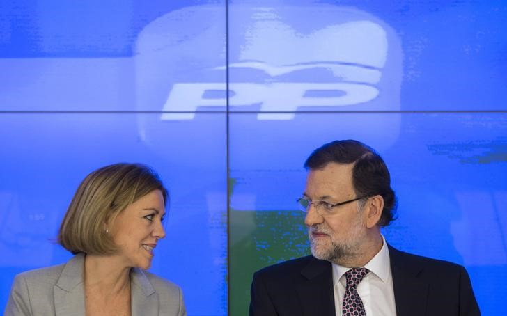 © Reuters. Rajoy mantiene a Cospedal como secretaria general del PP