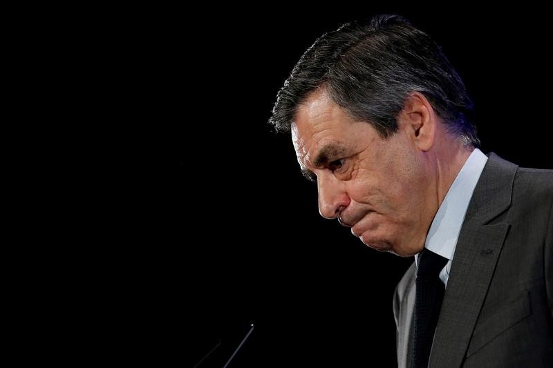 © Reuters. المدعي المالي في فرنسا: لا قرار بعد في قضية فيون