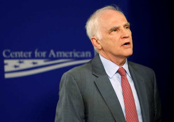 © Reuters. US Federal Reserve Governor Tarullo delivers remarks at the Center for American Progress in Washington