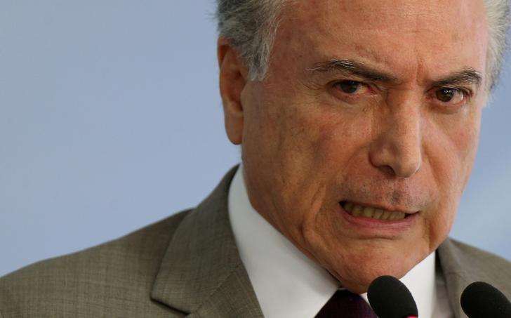 © Reuters. Presidente Michel Temer faz pronunciamento à imprensa, no Palácio do Planalto