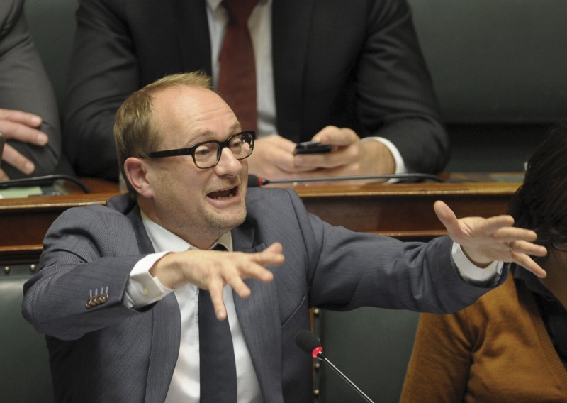 © Reuters. Ben Weyts durante sessão parlamentar em Bruxelas