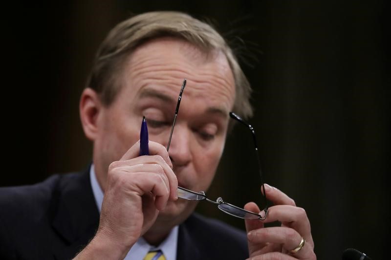 © Reuters. Rep. Mick Mulvaney (R-SC) testifies before a Senate Budget Committee confirmation hearing on his nomination of to be director of the Office of Management and Budget on Capitol Hill in Washington, U.S.