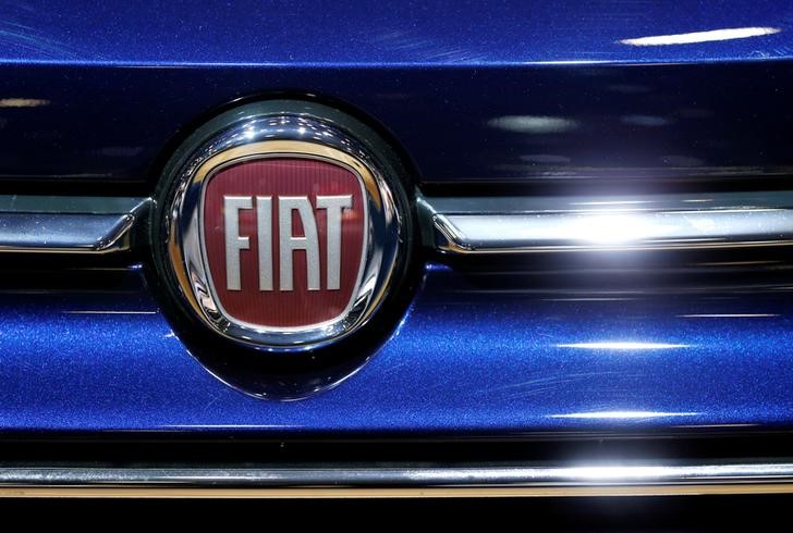 © Reuters. Il logo di Fiat