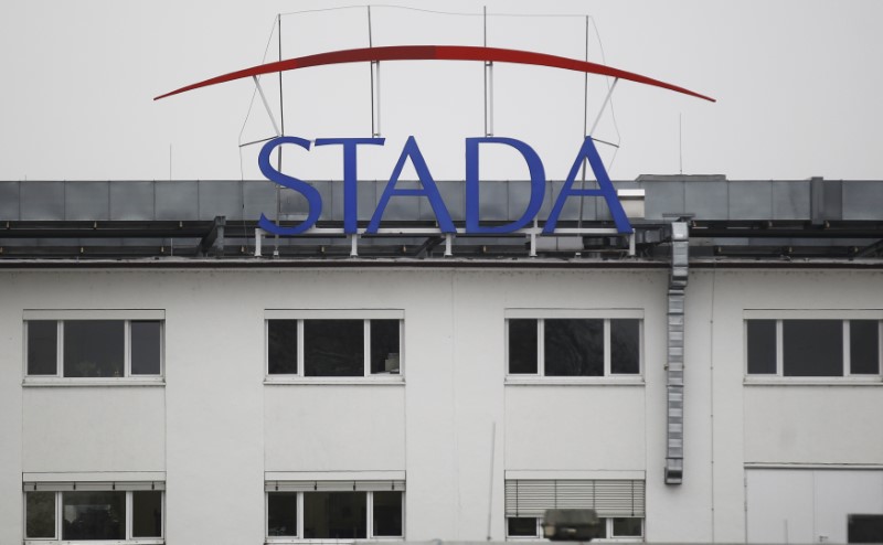 © Reuters. Logo of the pharmaceutical company Stada Arzneimittel AG is pictured at its headquarters in Bad Vilbel