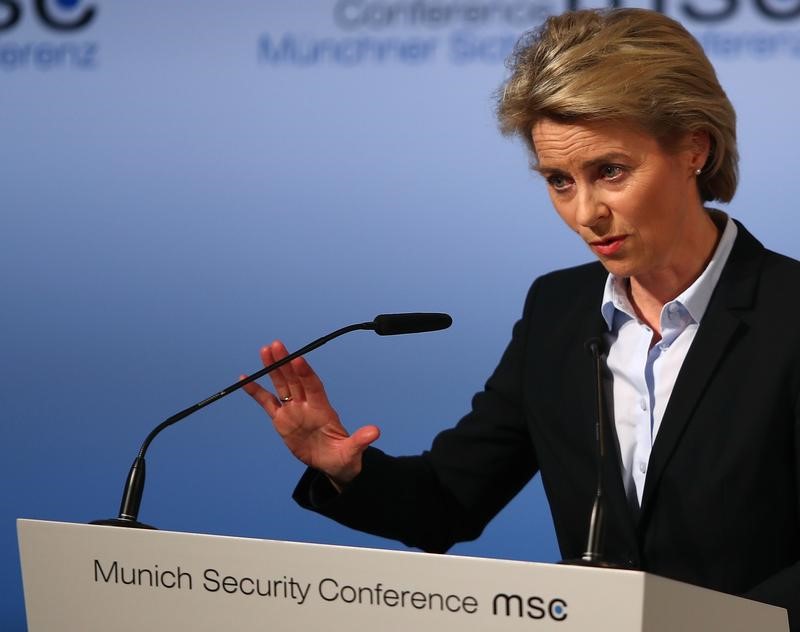© Reuters. وزيرة ألمانية: لا تحولوا الحرب ضد الدولة الإسلامية إلى معركة ضد المسلمين