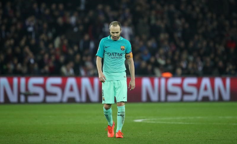 © Reuters. Un Barcelona aturdido intentará volver a centrarse en la Liga