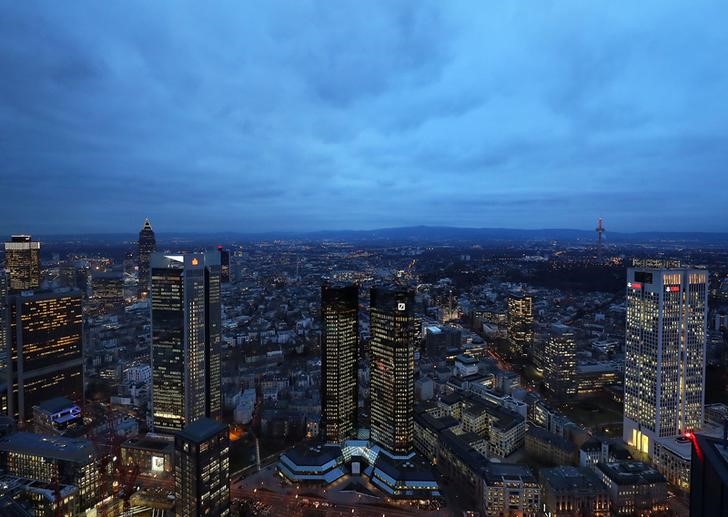 © Reuters. The headquarters of Germany's Deutsche Bank are seen in Frankfurt